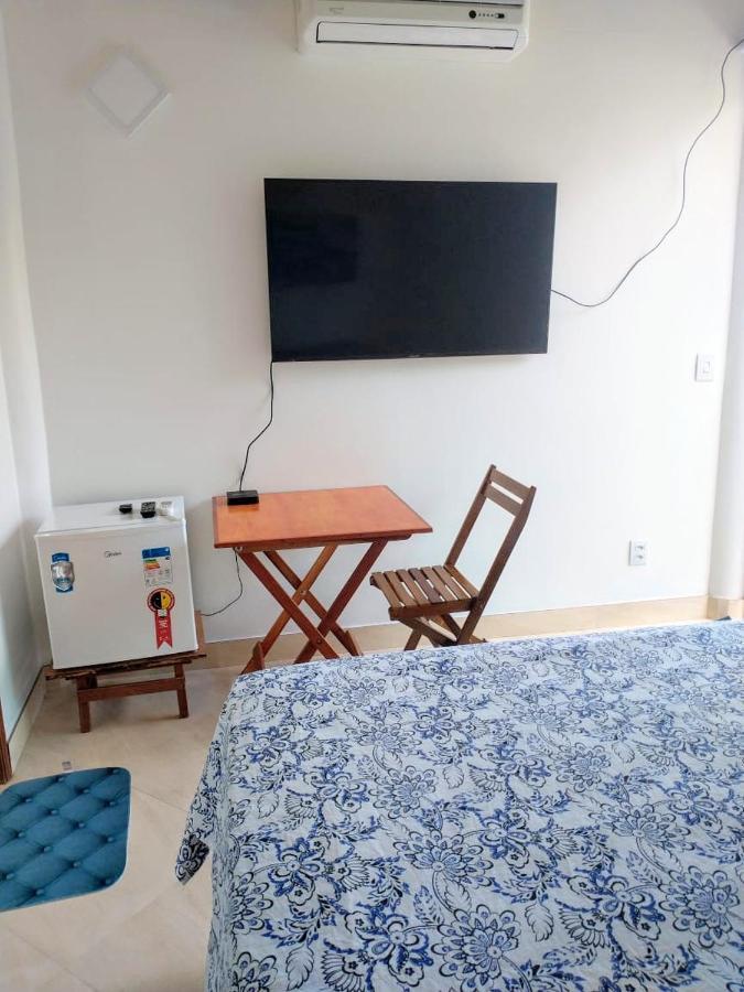  Habitación en casa privada Suíte confortável para 3 pessoas,  Wi-Fi, TV, Frigobar , Boa Vista, Brasil . ¡Reservá tu hotel ahora!